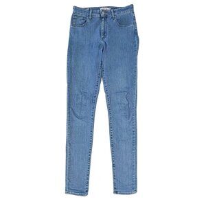 Levi's Women's 721 High-Rise Skinny Jeans in Medium Wash Size W29 L32